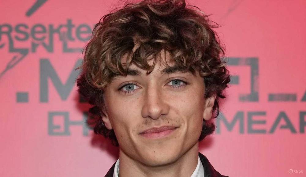 Gavin Casalegno Professional Look