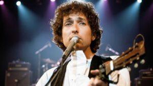The Ultimate Guide to Bob Dylan: Songs, Movies, Tour, and Life