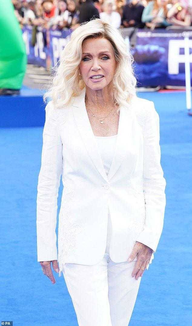 Donna Mills – 2025 elegance