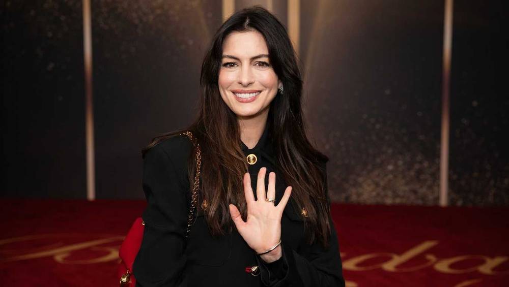 Anne Hathaway