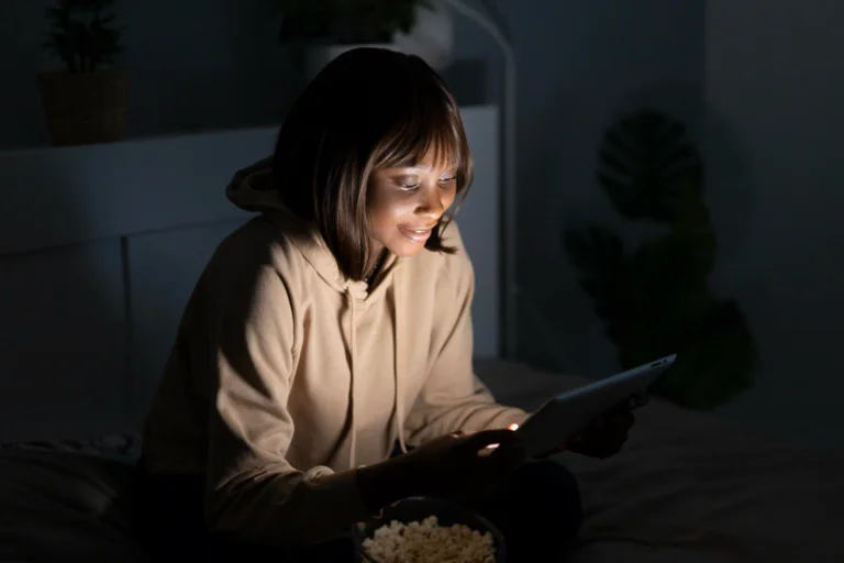 Screen Time After Dark: What Your Evening Entertainment Choices Say About You 7 Entertainment